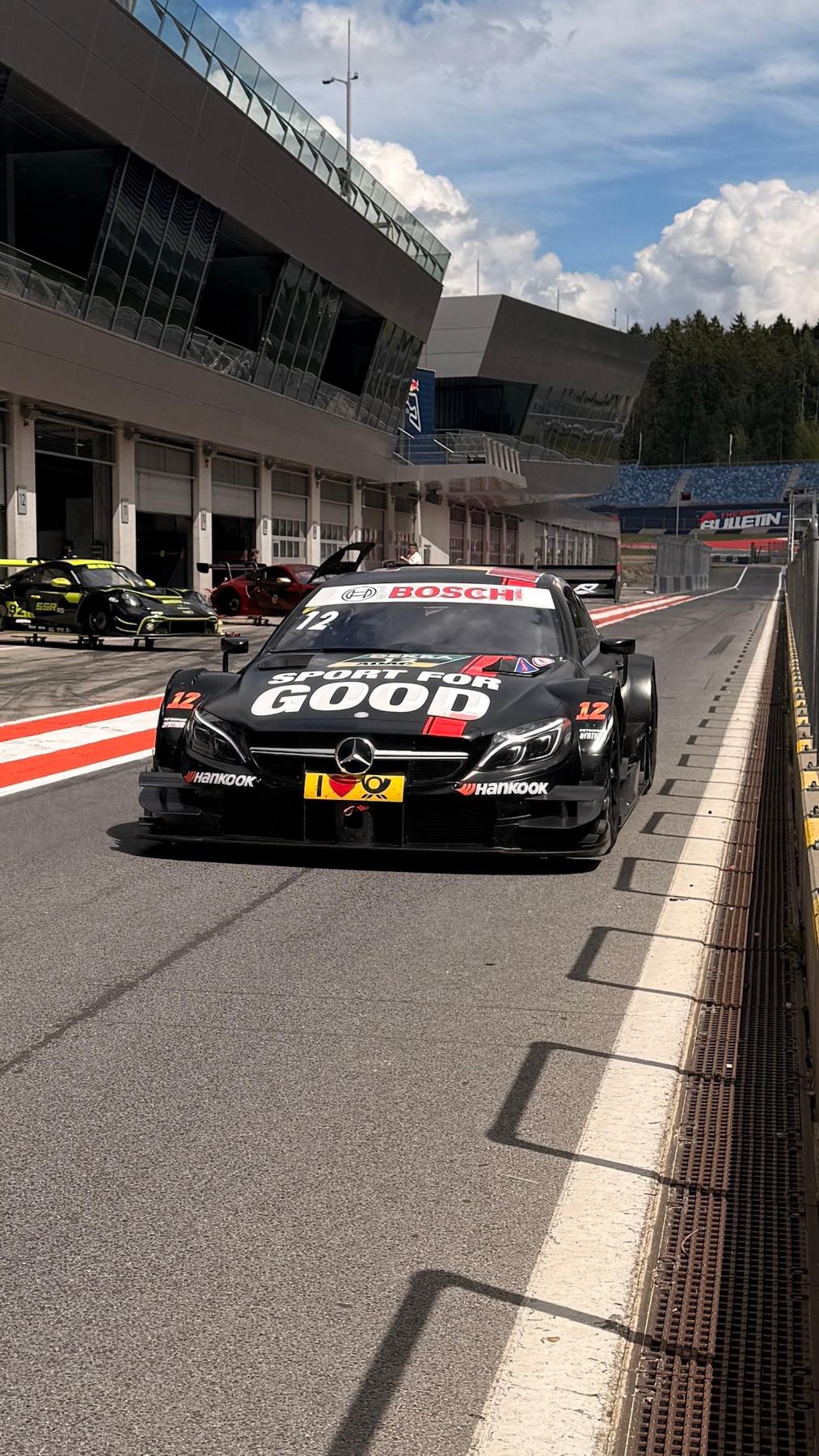 Mercedes-AMG DTM in der Boxengasse des Red Bull Ring